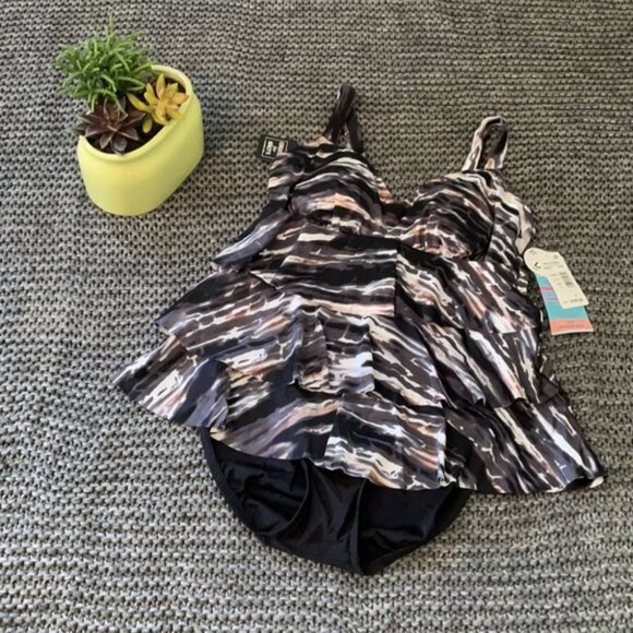 10/ 16W Swim Solutions Swim Suit A1 - Picture 3 of 6